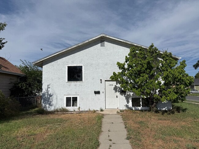Building Photo - 1830 Ave F Unit 1830 Rental