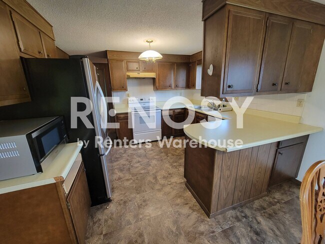 42296 Reeds Lake Rd