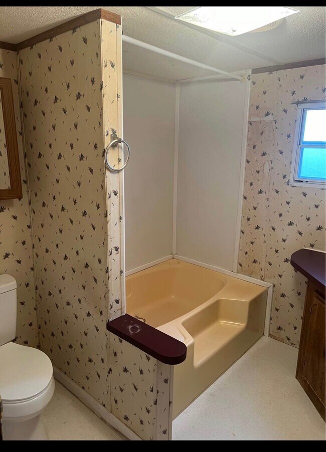 Photo - 988 Co Rd 538