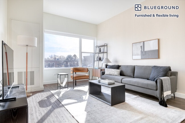 Building Photo - 100 N Addison Ave Rental