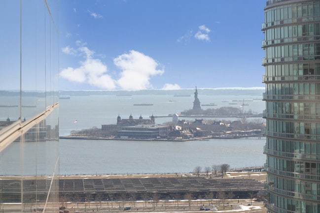 Photo - 77 Hudson St Unidad 3011