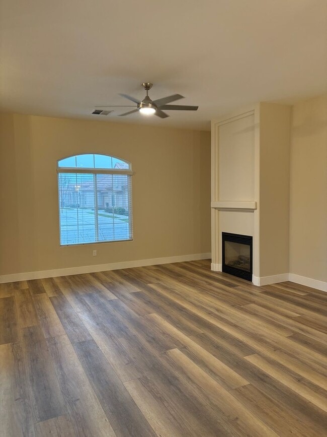 Photo - 624 Jasmine Parke Dr Unit 1