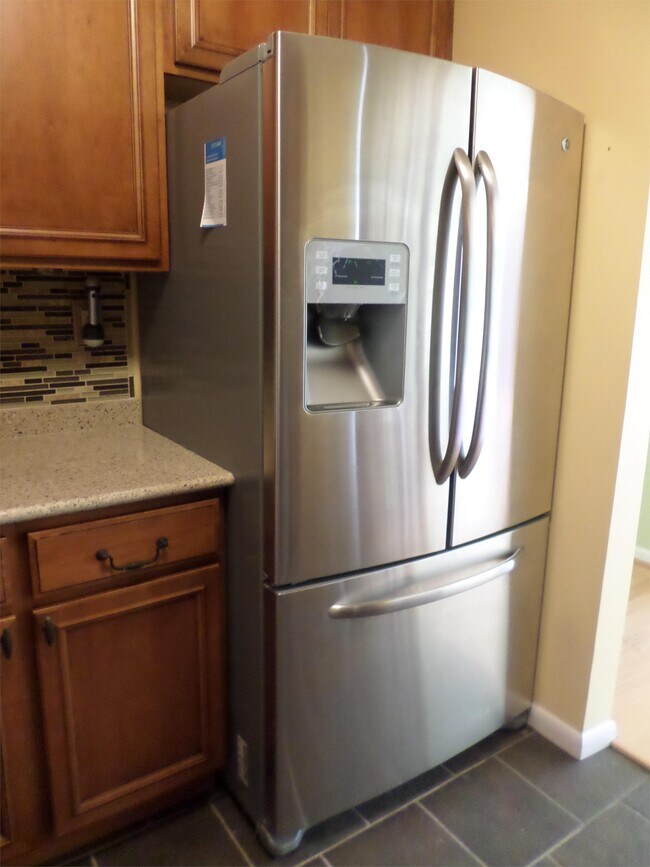 Photo - 2939 Van Ness St NW