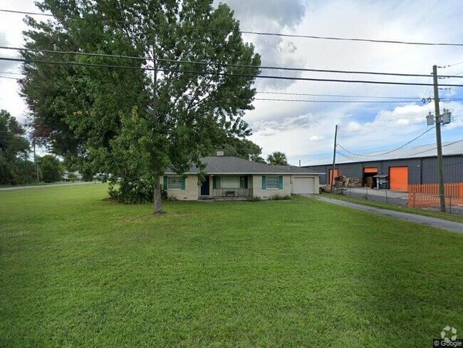Building Photo - 510 Old Daytona Rd Rental