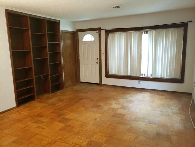 Photo - 4059 Chenlot St