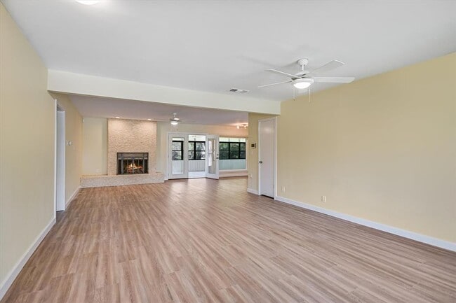 Photo - 8206 Emberwood Dr