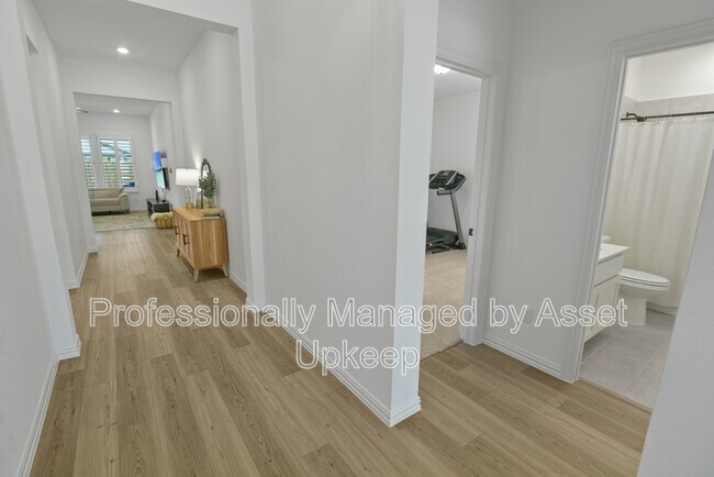 Photo - 702 Charity Dr