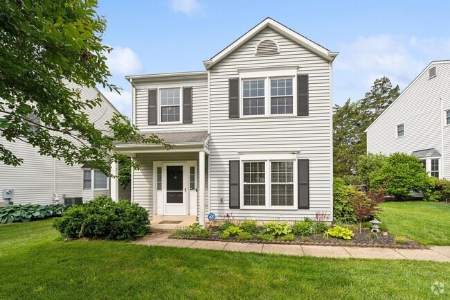 Building Photo - Say hello to your dream Colonial in the he... Rental