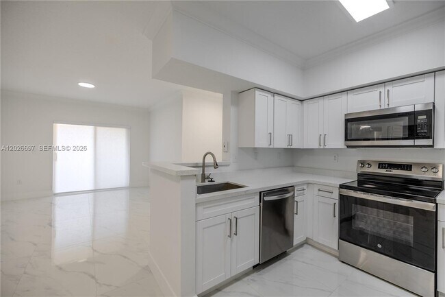 Photo - 11730 SW 2nd St Unit 12103