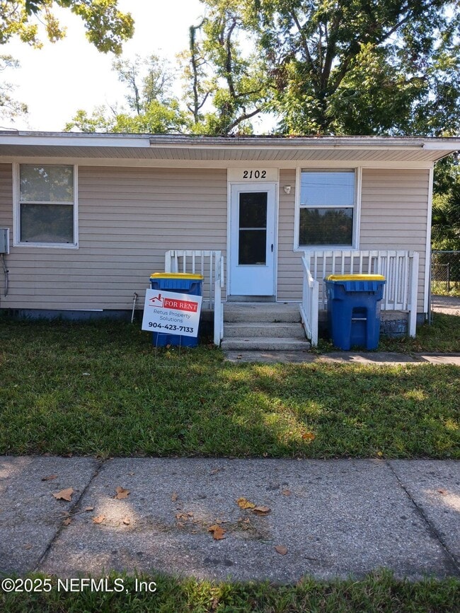 Building Photo - 2102 Brooklyn Rd