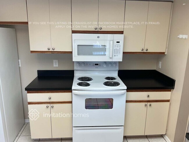 Photo - 3815 Scovill Ln