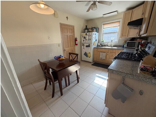 Photo - 181 Grand Ave