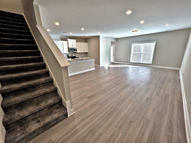 Photo - 3BR/2.5BA Townhouse Priceville/Decatur