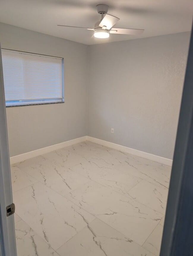610 20th Ave W