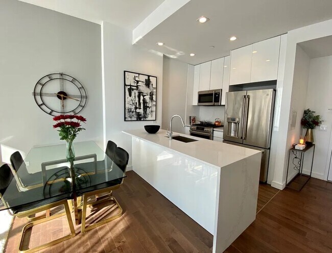 Photo - 511 W 36th St. Unit 26C