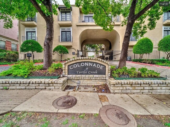 Building Photo - 3311 Blackburn St Unit 109