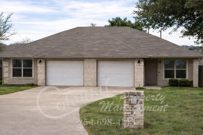 Building Photo - 1606 Libby Ln Unit A