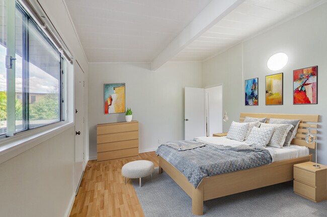 Photo - 2554 E 16th Street