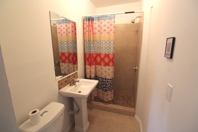 Photo - 1408 Arizona Ave Unit B