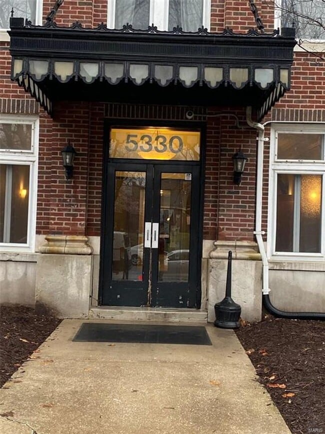 Photo - 5330 Pershing Ave