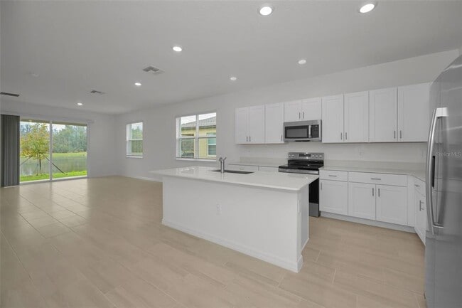 Photo - 18200 Pleasantview Blvd