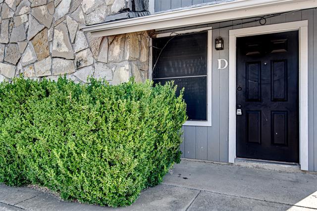 Photo - 1403 Courtney Pl