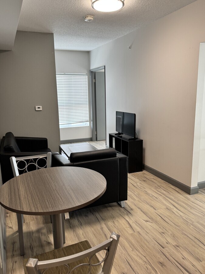 Photo - 258A-258A Sunview St