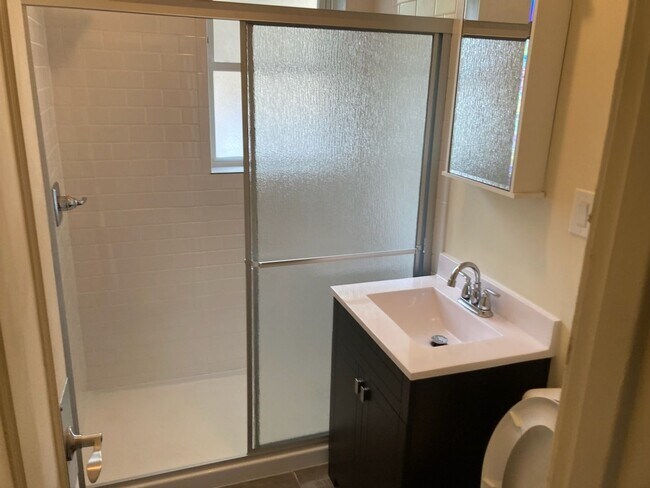 Photo - One Bedroom / May 1, 2026 / Pets Welcome Unit 5005  #1