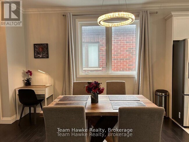 Photo - 152 Bishop Dr