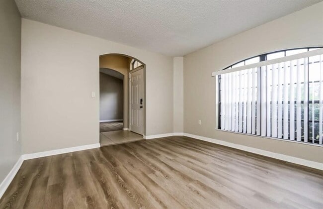 Photo - 117 Emily Ln