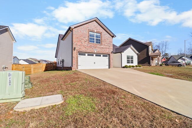 Photo - 513 Burgess CT