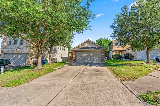 Building Photo - Beautiful 3 bedroom, 2 bathroom home in Southeast Austin!!!