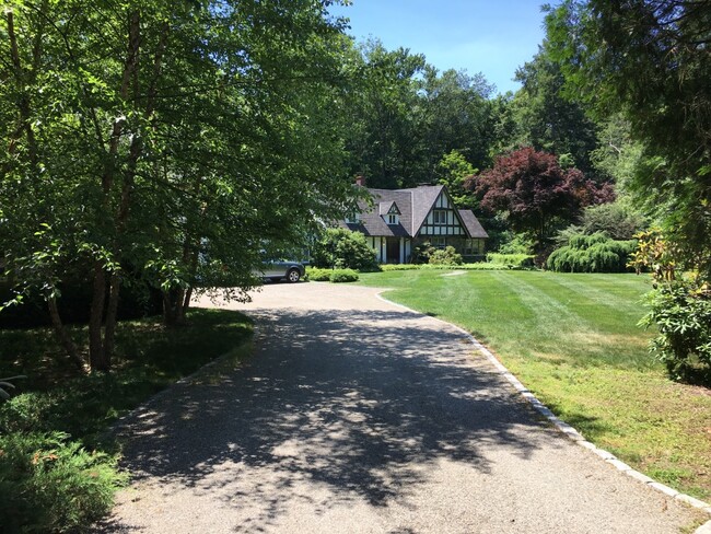 Photo - 16 Crooked Mile Rd Unit Main House