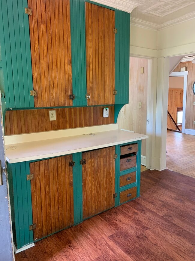 31 Isham St Unit 31