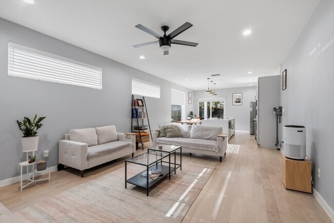 Photo - 2107 Schley Ave