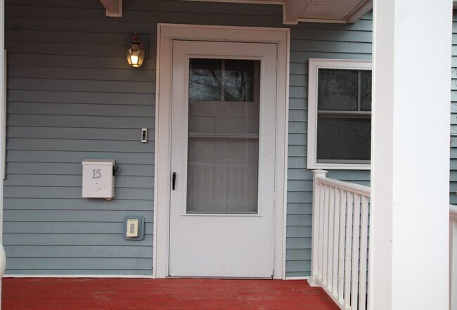 Photo - Cozy 2 Bedroom,1 bathroom home in Uptown K...