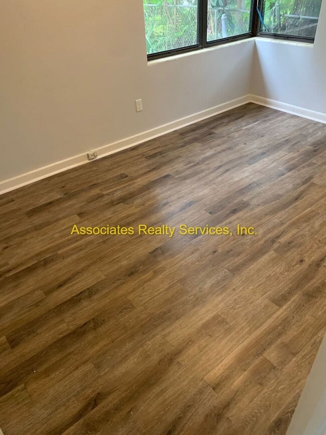 Photo - Spacious 3BR/2BA Home on a Quiet Corner Lot!