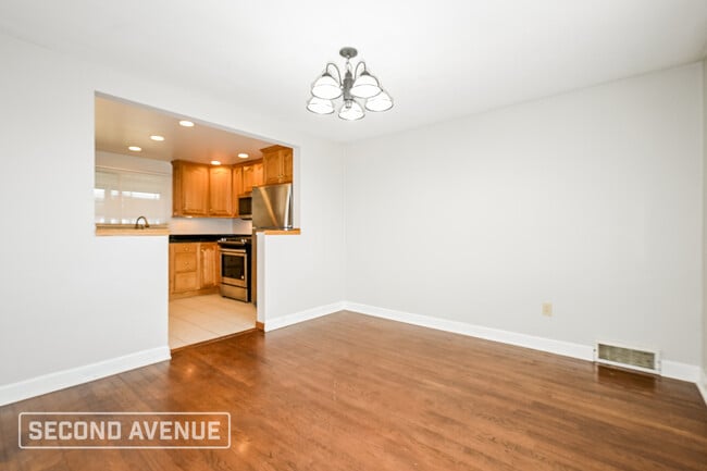 Photo - 1254 Edgewood Dr