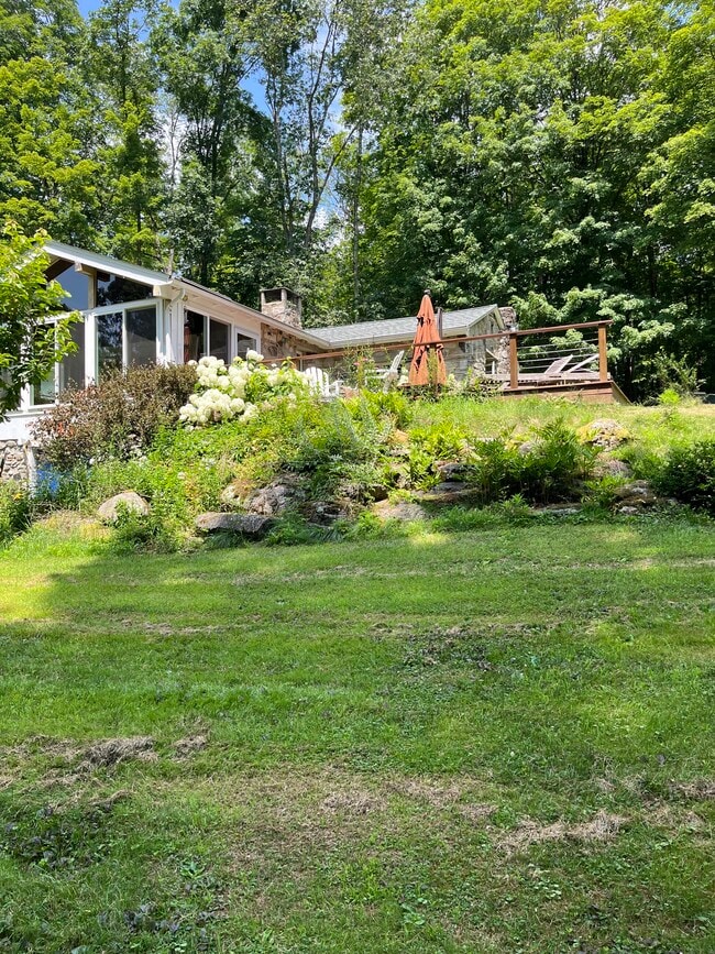 Building Photo - 56 Todd Hill Rd Rental