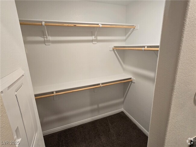 Building Photo - 531 Thistleberry Ave Rental