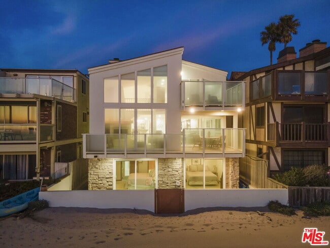 1005 Ocean Dr