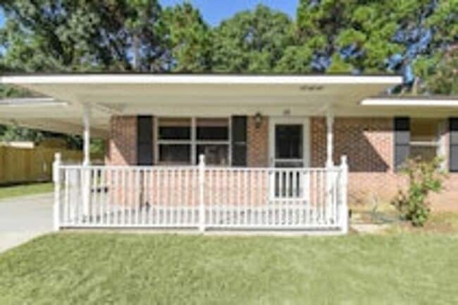 30 Dove Ct