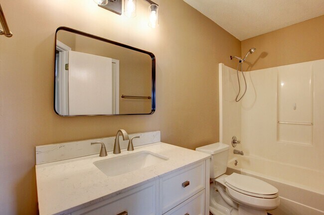 Photo - Ranch home on fenced lot-new flooring and ...