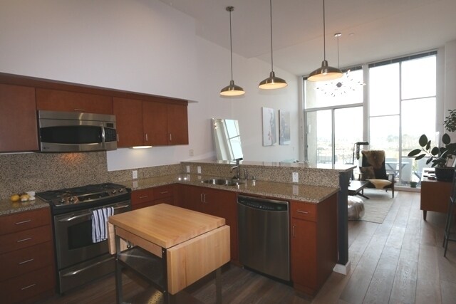 Photo - Uptown Place One Bedroom Condominium