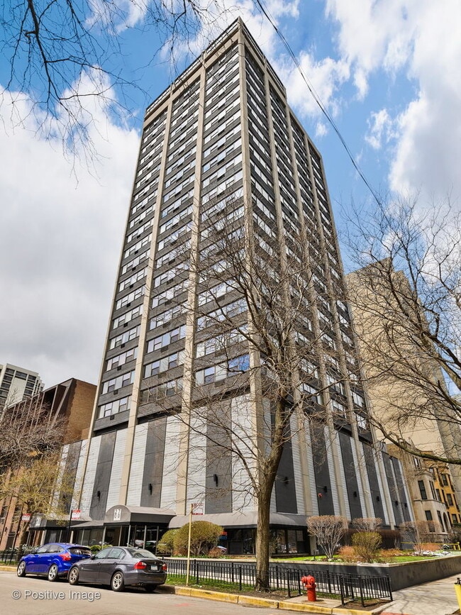 Building Photo - 2700 N Hampden Ct Unit 14B