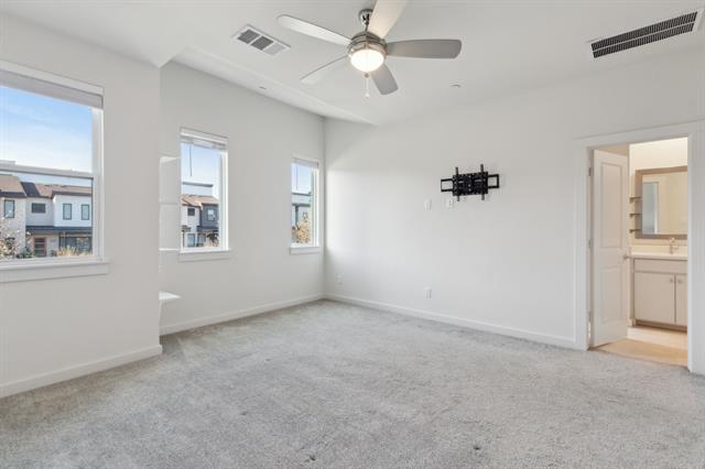 Photo - 820 Emerling Dr