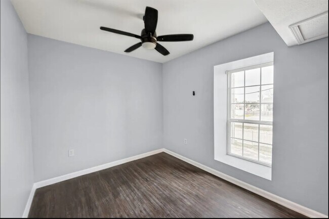 Photo - Cavalcade Heights