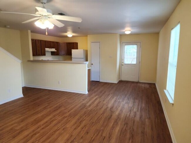 Photo - 10023 Vasso View Unit 4