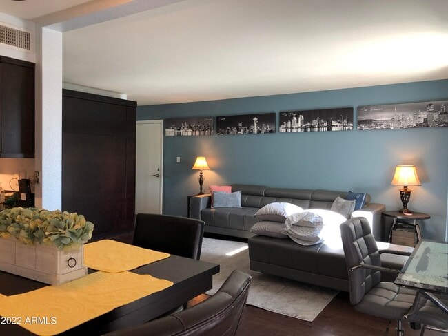 Building Photo - 7350 N Vía Paseo Del Sur Unit N205 Rental