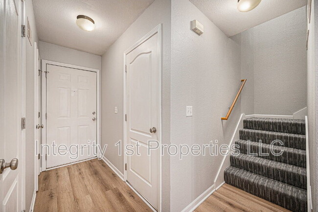 Photo - 9121 N Dalton Ave Unit 9127